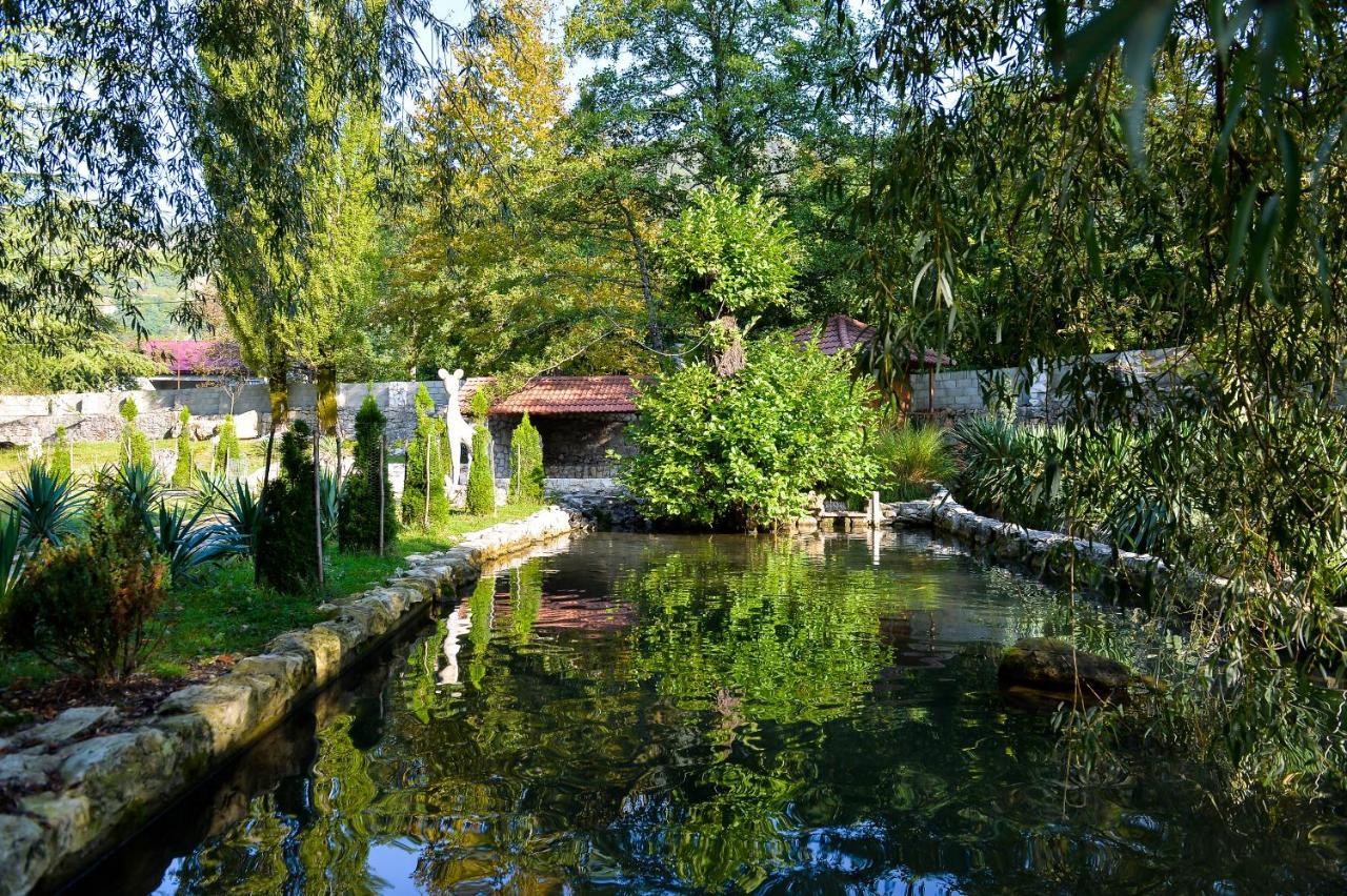 Hotel Chateau Chikovani Gordi Exterior foto
